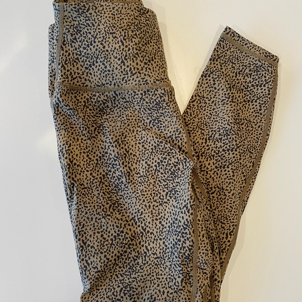 Leopard print NWT varley leggings